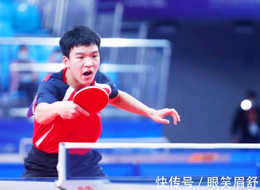 球员的同时 球员的同时