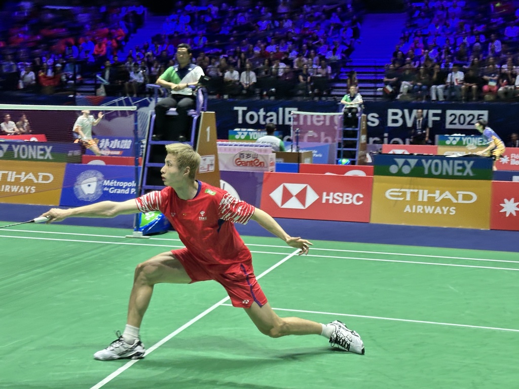 角球撕开前 角球撕开前